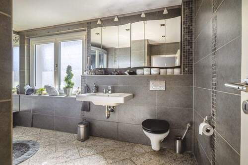 Badezimmer Obergeschoss (1) - 