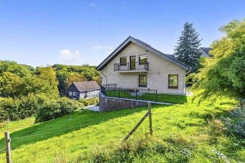 Blick vom Garten - 7 Zimmer Einfamilienhaus in Remscheid