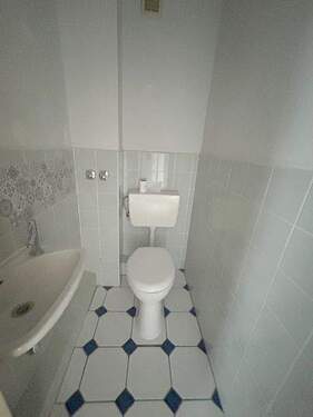 WC - 