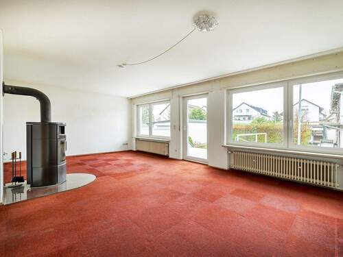 Wohnzimmer - 5 Zimmer Einfamilienhaus in Eggenstein-Leopoldshafen