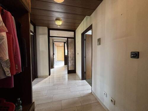 Flur - Doppelhaushälfte mit 140,00 m&sup2; in Warendorf zum Kaufen