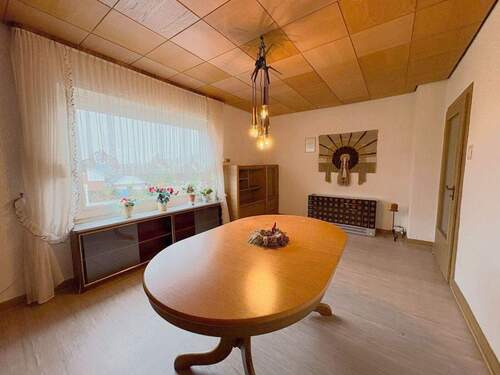 Wohnzimmer (EG) - 6 Zimmer Einfamilienhaus in Fronhausen / Oberwalgern