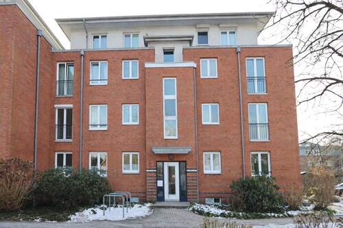 Außenansicht (durch KI angepasst) - 3 Zimmer Etagenwohnung in Pinneberg