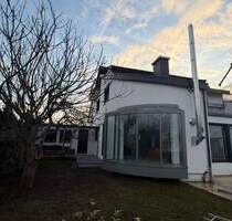 Wohnen am Geigersberg - Rarität mit Pool, Garten & spektakulärer Aussicht - Karlsruhe Durlach