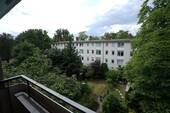 Blick vom Balkon - 2 Zimmer Etagenwohnung in Berlin