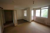 Zimmer 1 und Flur - 