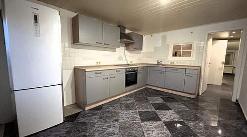 3 - Küche OG - 1 Zimmer Mehrfamilienhaus, Wohnhaus in Thießen