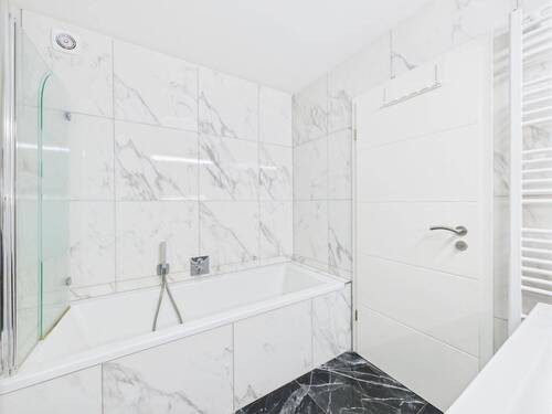 Bad - 3 Zimmer Etagenwohnung in Böblingen