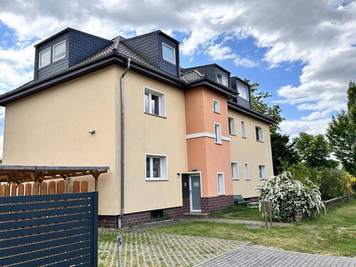 Seitenansicht - Mehrfamilienhaus, Wohnhaus in Falkensee