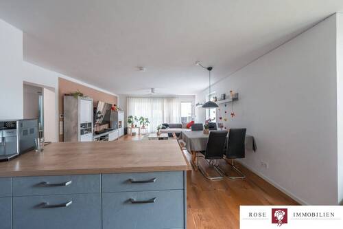 Wohn- und Esszimmer - 
