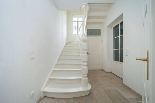 Treppenaufgang ins 1. OG - 