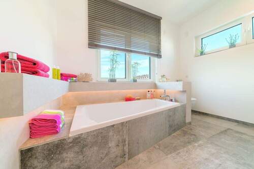 Beispielbild Badezimmer - 