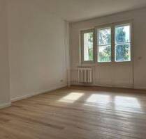 Zentrale Zehlendorfer Lage, aufwendig sanierte 3 Zimmerwohnung, bezugsfrei - Berlin