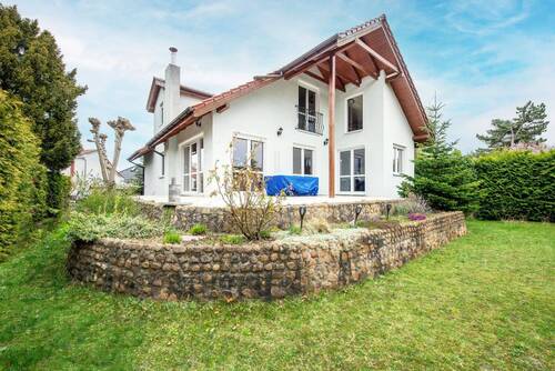 3 - 5 Zimmer Einfamilienhaus in Berlin