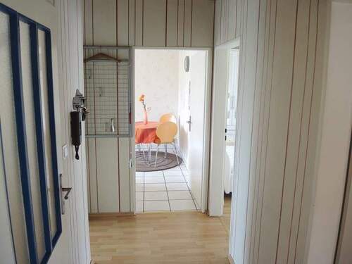 Flur - 4 Zimmer Etagenwohnung zur Miete in Bad Vilbel