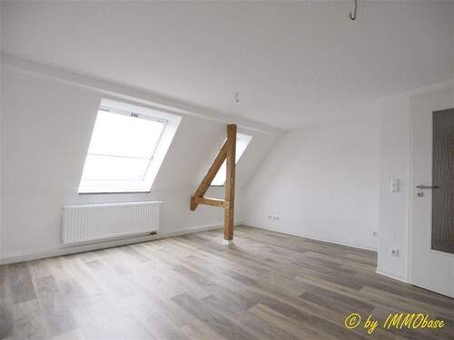 Wohnzimmer - 2 Zimmer Etagenwohnung in Mittweida