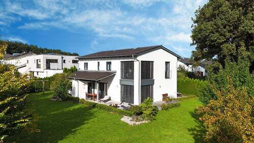 Rückansicht - 5 Zimmer Einfamilienhaus zum Kaufen in Tiefenbach