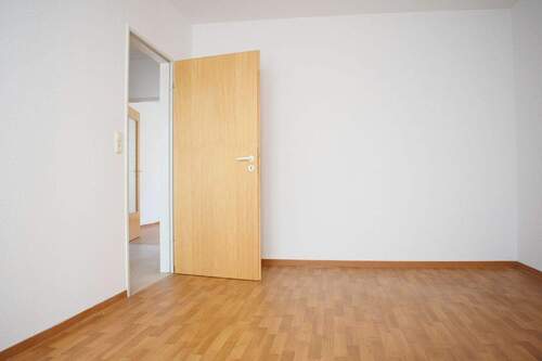 Zimmer - Die erste gemeinsame Wohnung? - 290,00&nbsp;EUR Kaltmiete, ca.&nbsp; 50,00&nbsp;m&sup2;&nbsp;Wohnfl&auml;che