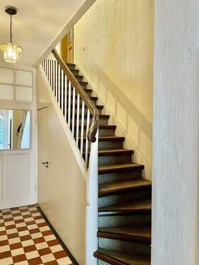 Eingang zur Wohnung im 1. OG - 