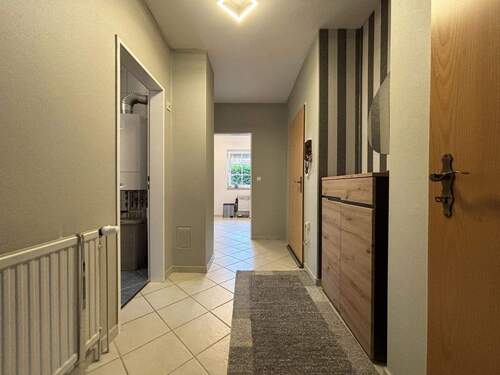 Flur - 3 Zimmer Terrassenwohnung zum Kaufen in Harsefeld