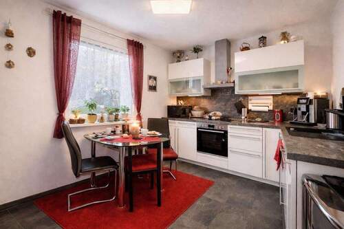 3 - 6 Zimmer Mehrfamilienhaus, Wohnhaus in Berlin