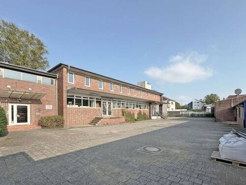 Innenhof - Halle zur Miete in Bremen