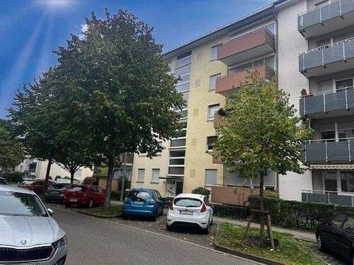 Bild 2 - 2 Zimmer Etagenwohnung zum Kaufen in Karlsruhe