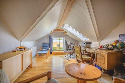 Büro im Dachgeschoss - 