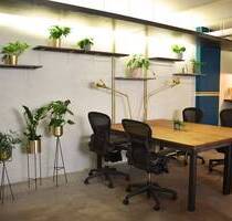 Urbaner Dedicated Desk im Herzen Münchens - Stil, Flexibilität, Fokus