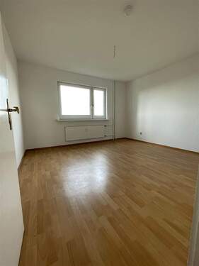 Zimmer 2 - 