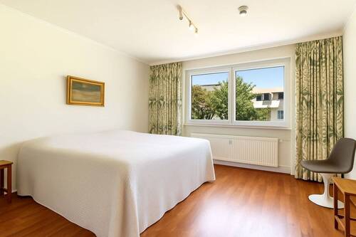 Schönes großes Schlafzimmer-2.jpg - 
