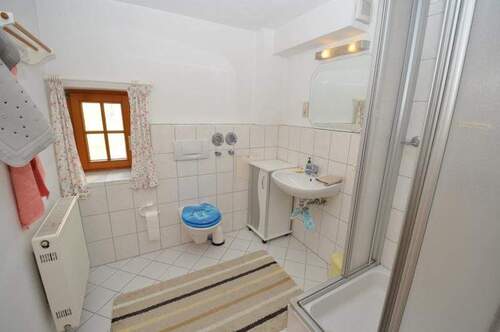 Wohung 1 - Bad - 