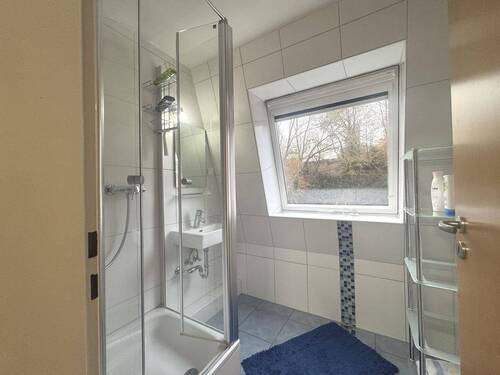 Bad 1 - 2 Zimmer Etagenwohnung in Essen