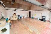 Garage rechts - 