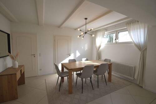 Esszimmer_Möblierungsbeispiel - 