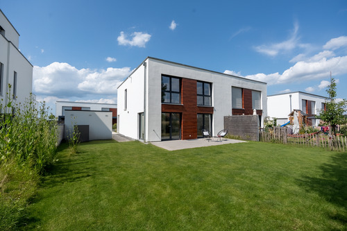 Außenansicht Garten - ****Reserviert**** Moderne, hochwertige & energieeffiziente Doppelhaushälfte -KfW55 Haus
