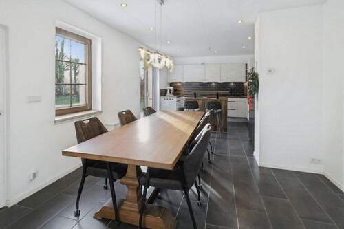 Essbereich - Ländliche Ruhe pur: Einfamilienhaus mit großem Garten und Nebengelass