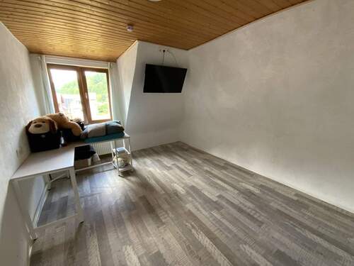 Zimmerbeispiel - 2 Zimmer Etagenwohnung zum Kaufen in Schleusingen