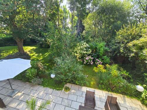 Blick auf das Grundstück - 