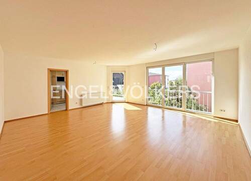 Wohn-/Esszimmer - 4 Zimmer Etagenwohnung zum Kaufen in Niddatal-Assenheim