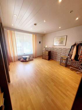 Schlafzimmer OG.jpg - 