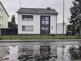 Hausansicht - 6 Zimmer Einfamilienhaus zum Kaufen in Frankfurt