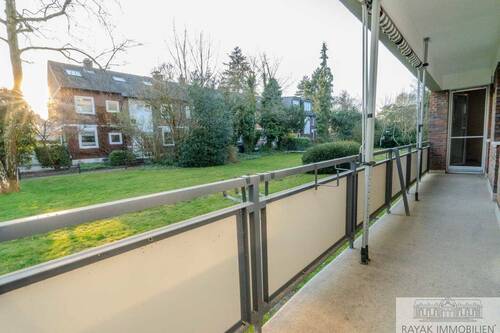 Balkon/Wohn-und Schlafzimmer - Großzügige 4-Zimmer-Wohnung mit zwei Balkonen in ruhiger Lage von Düsseldorf-Wersten