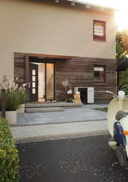 außen3.png - 5 Zimmer Einfamilienhaus in Silbitz