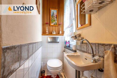 sep. WC - 4 Zimmer Einfamilienhaus in Saalfeld/Saale