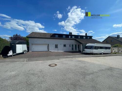 Frontansicht - 8 Zimmer Mehrfamilienhaus, Wohnhaus in Simmerath / Kesternich