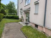 Hauseingang - Etagenwohnung mit 73,40 m&sup2; in Karlsruhe zum Kaufen