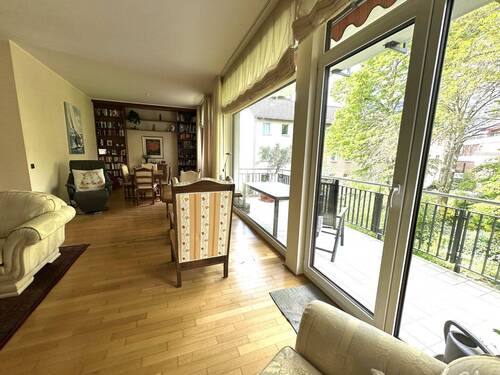 Zugang zum Balkon - 