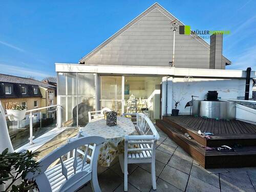 Dachterrasse - 4 Zimmer Mehrfamilienhaus, Wohnhaus in Eschweiler