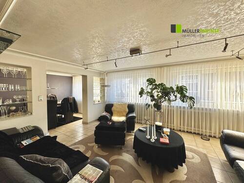 Wohn- & Esszimmer - Mehrfamilienhaus, Wohnhaus mit 93,00 m² in Eschweiler zum Kaufen